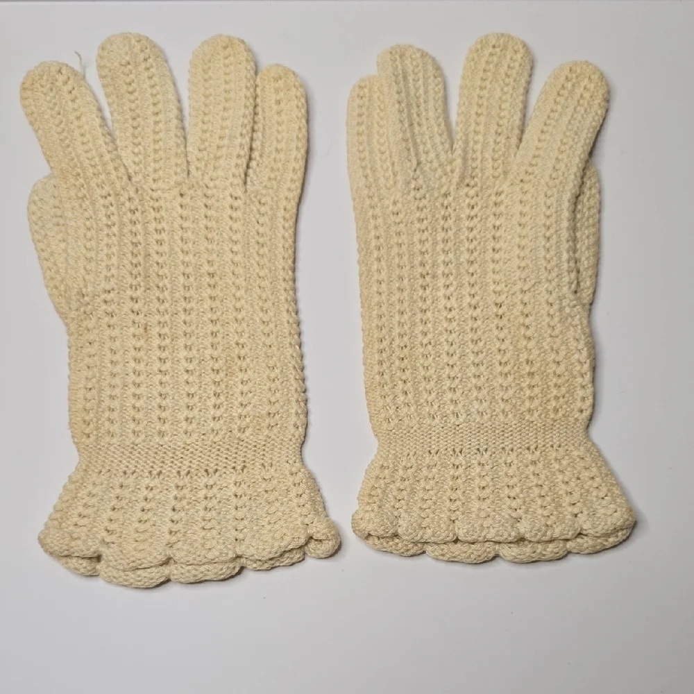 Vintage Knit Cream Gloves